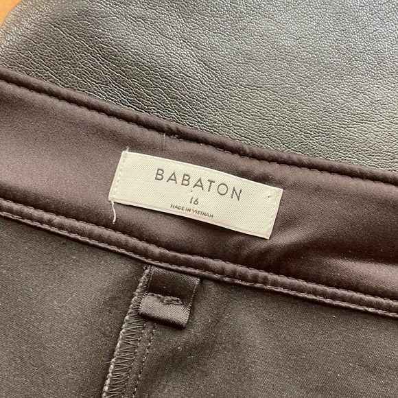 Aritzia Babaton Command Cropped Pant Faux Leather Soft sz 16 - Picture 3 of 8